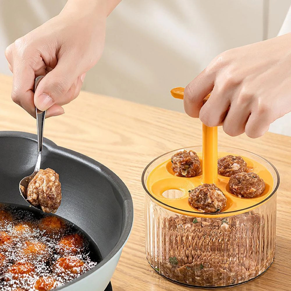Image de la machine Boulette Express en action, préparant des boulettes de viande maison.