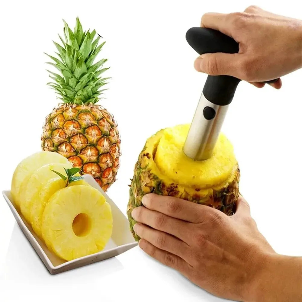 Ustensile pour couper et éplucher un ananas facilement